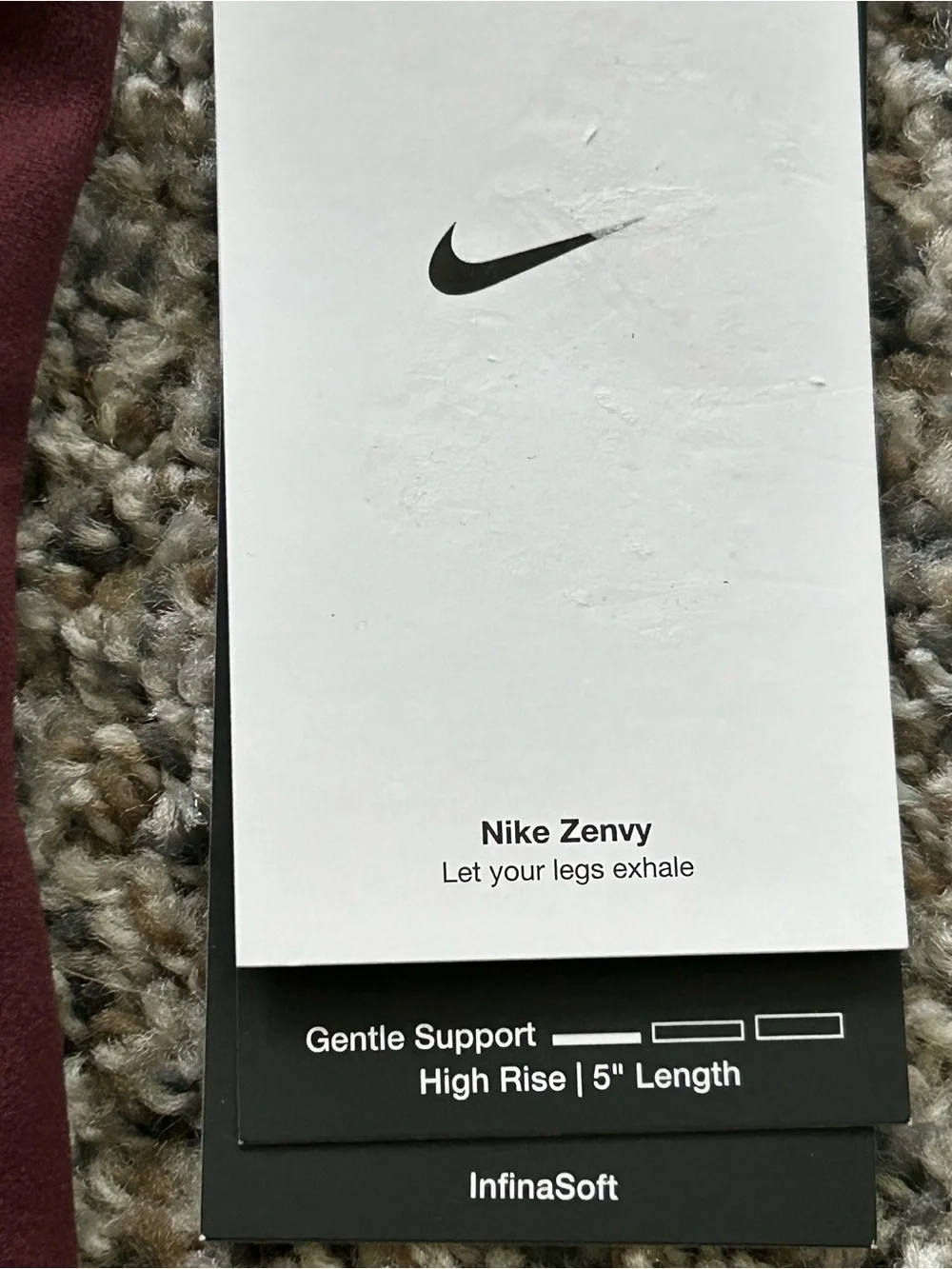 Nike Zenvy 5” Bike Shorts Gentle Support Women's Size Large Red FN3156-652